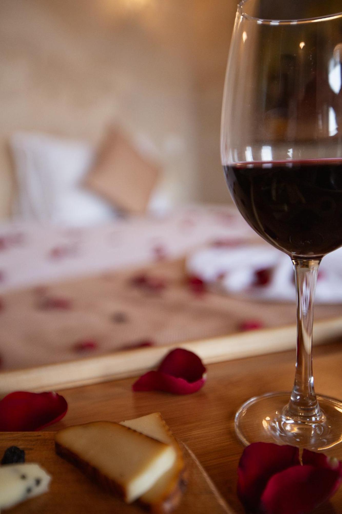 Karlik Cave Suite Cappadocia Учисар Экстерьер фото