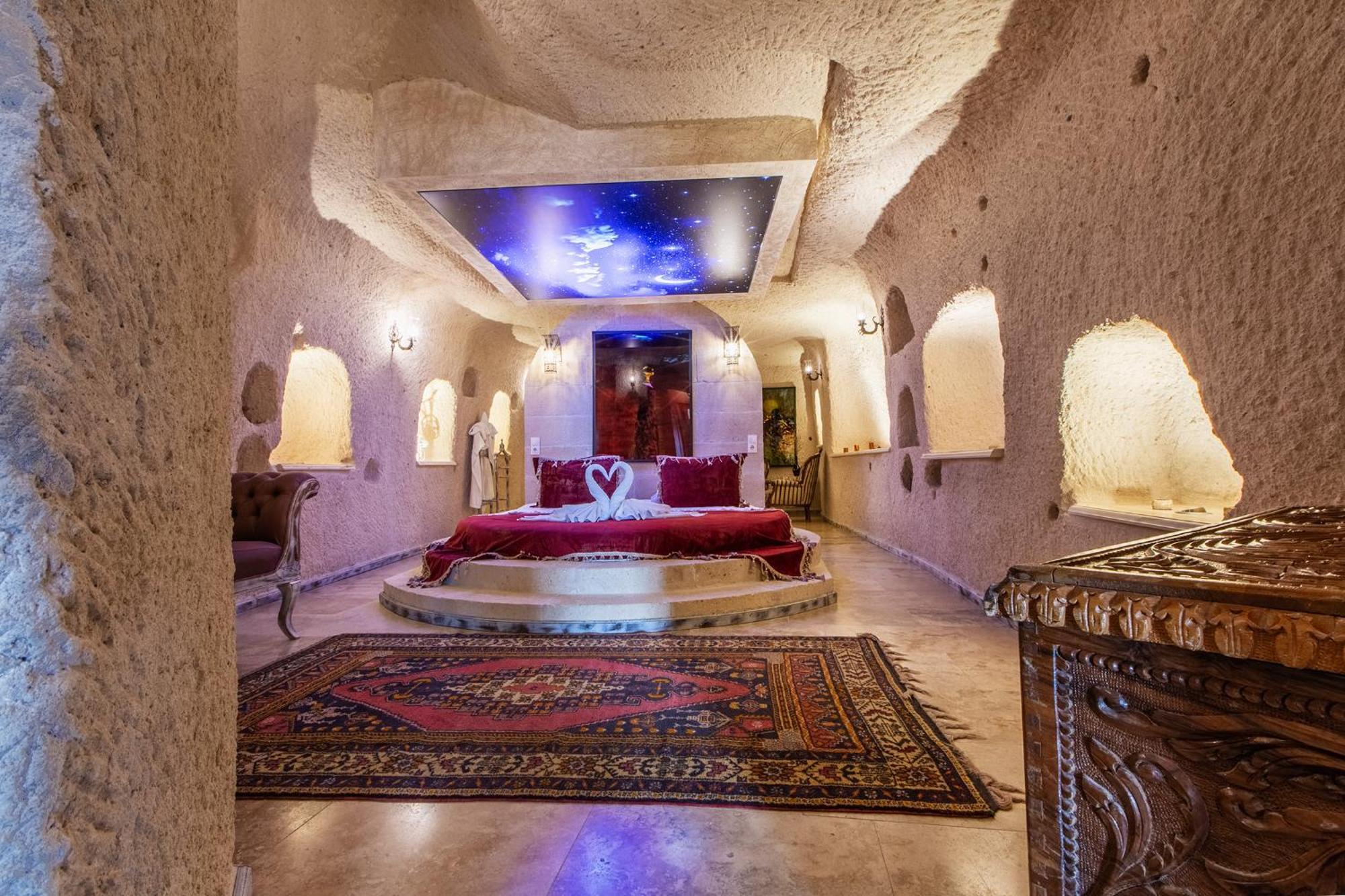 Karlik Cave Suite Cappadocia Учисар Экстерьер фото