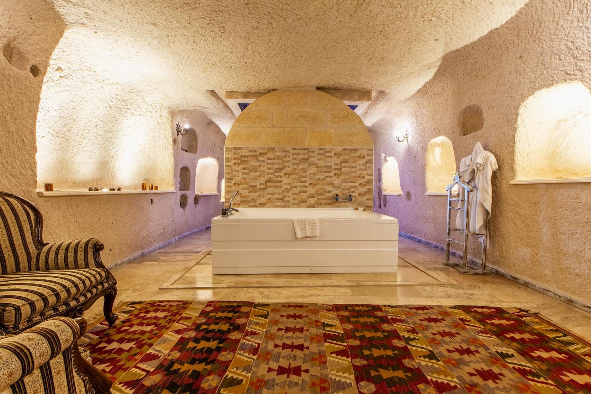 Karlik Cave Suite Cappadocia Учисар Экстерьер фото