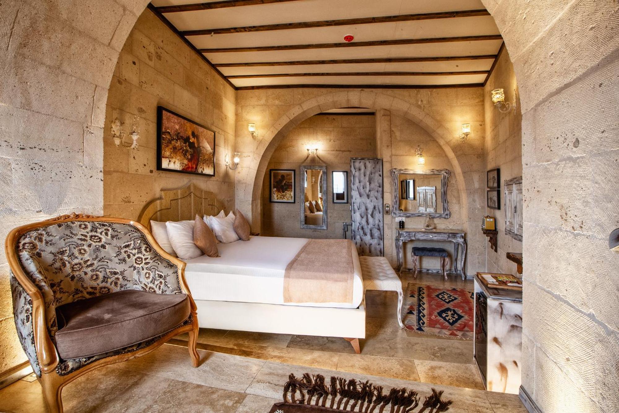 Karlik Cave Suite Cappadocia Учисар Экстерьер фото