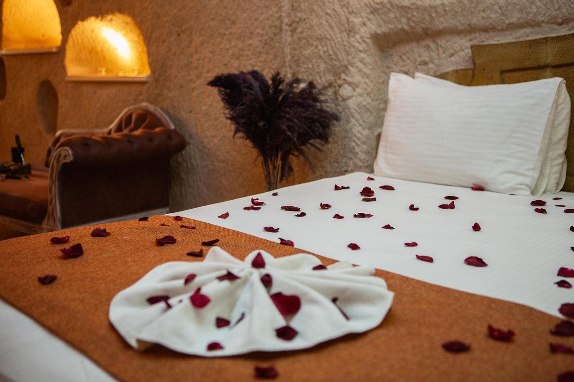 Karlik Cave Suite Cappadocia Учисар Экстерьер фото