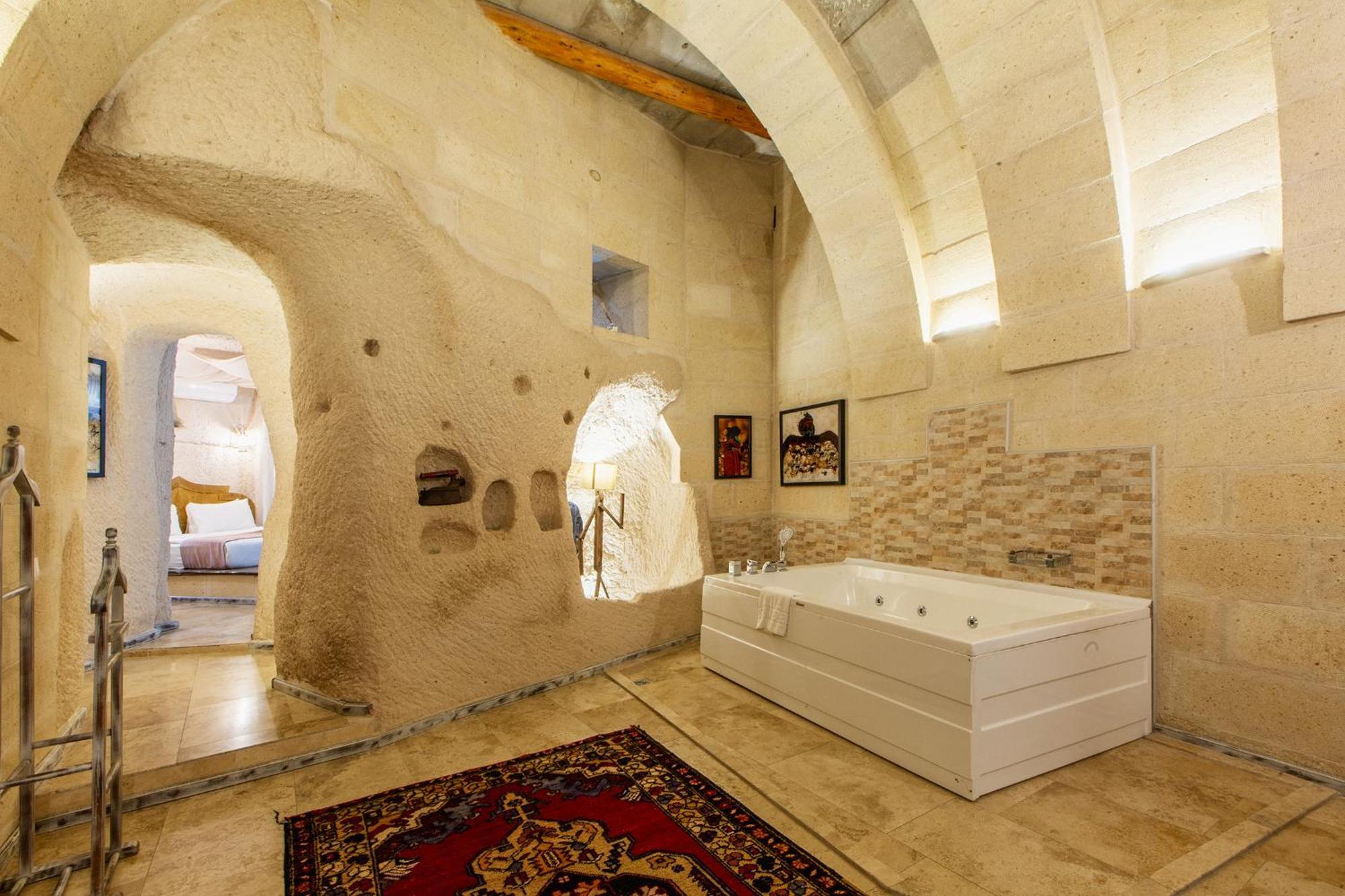 Karlik Cave Suite Cappadocia Учисар Экстерьер фото