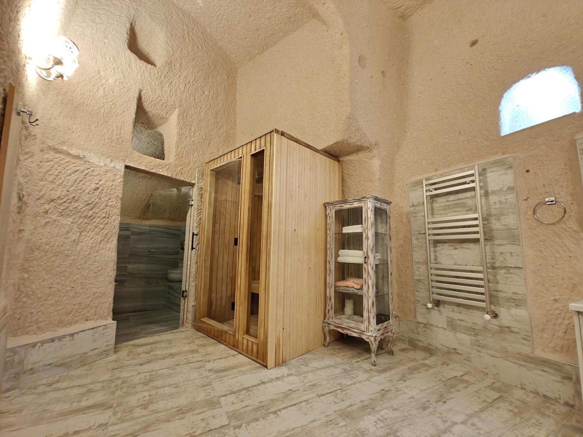 Karlik Cave Suite Cappadocia Учисар Экстерьер фото