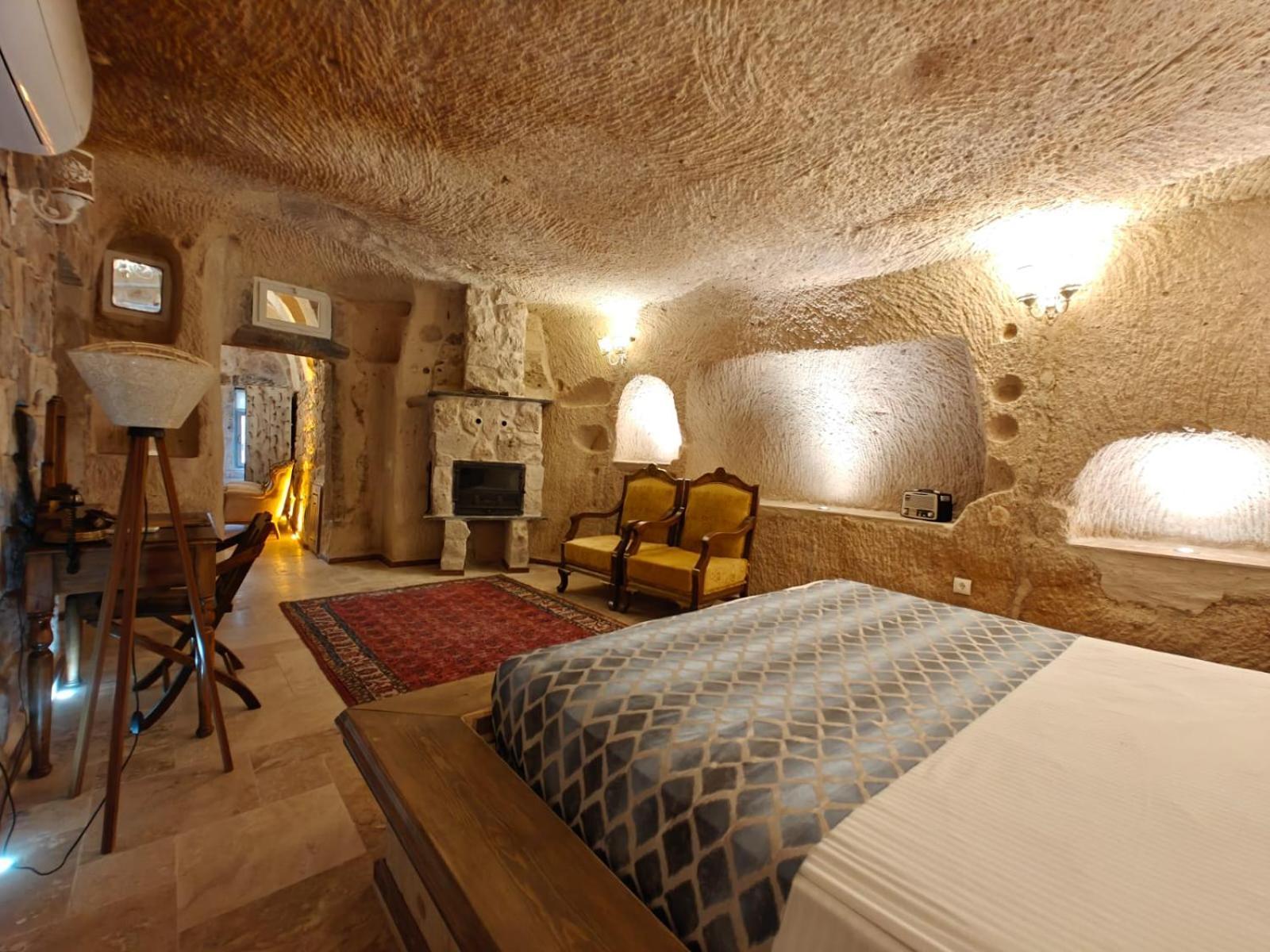 Karlik Cave Suite Cappadocia Учисар Экстерьер фото