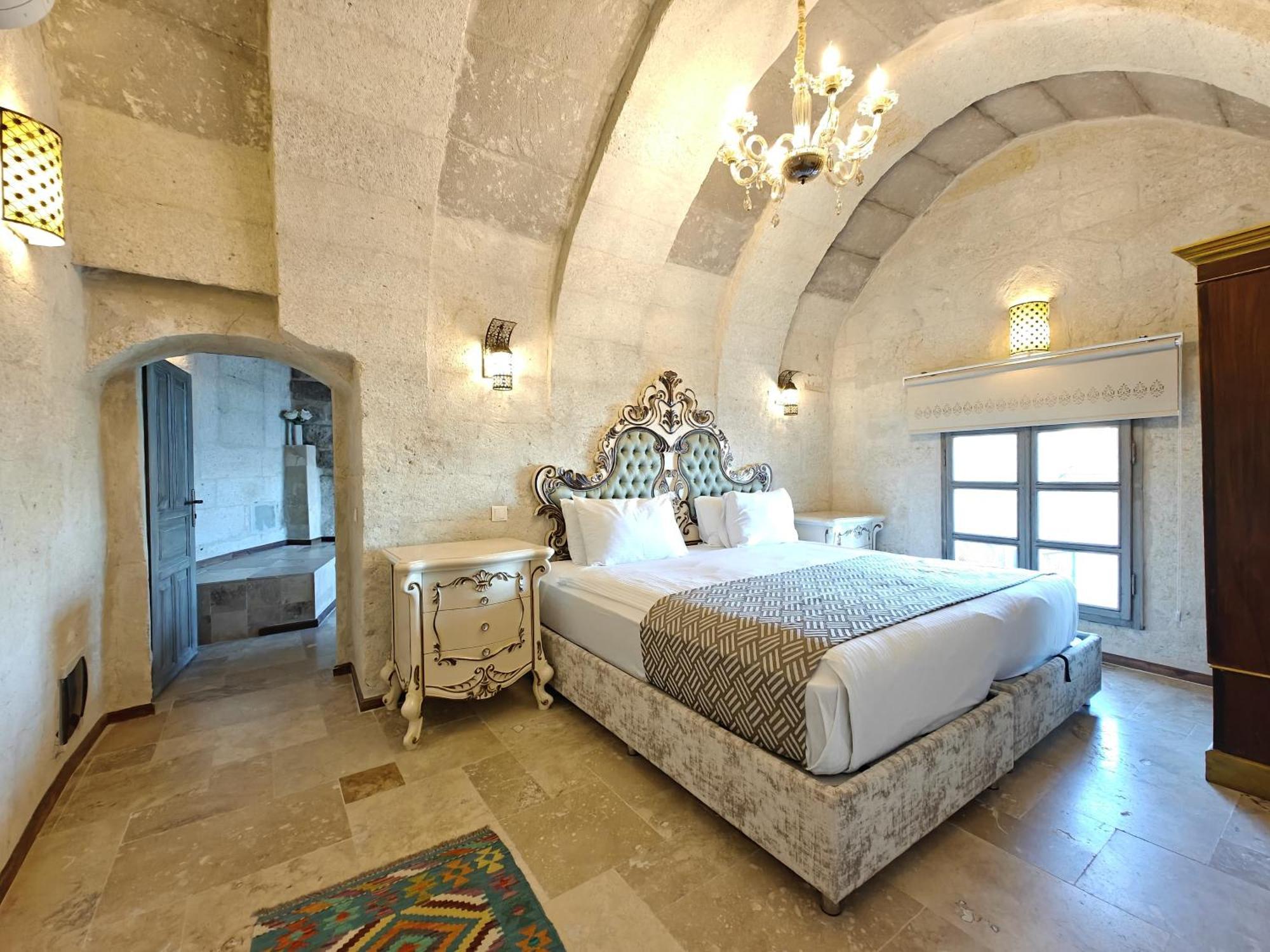 Karlik Cave Suite Cappadocia Учисар Экстерьер фото