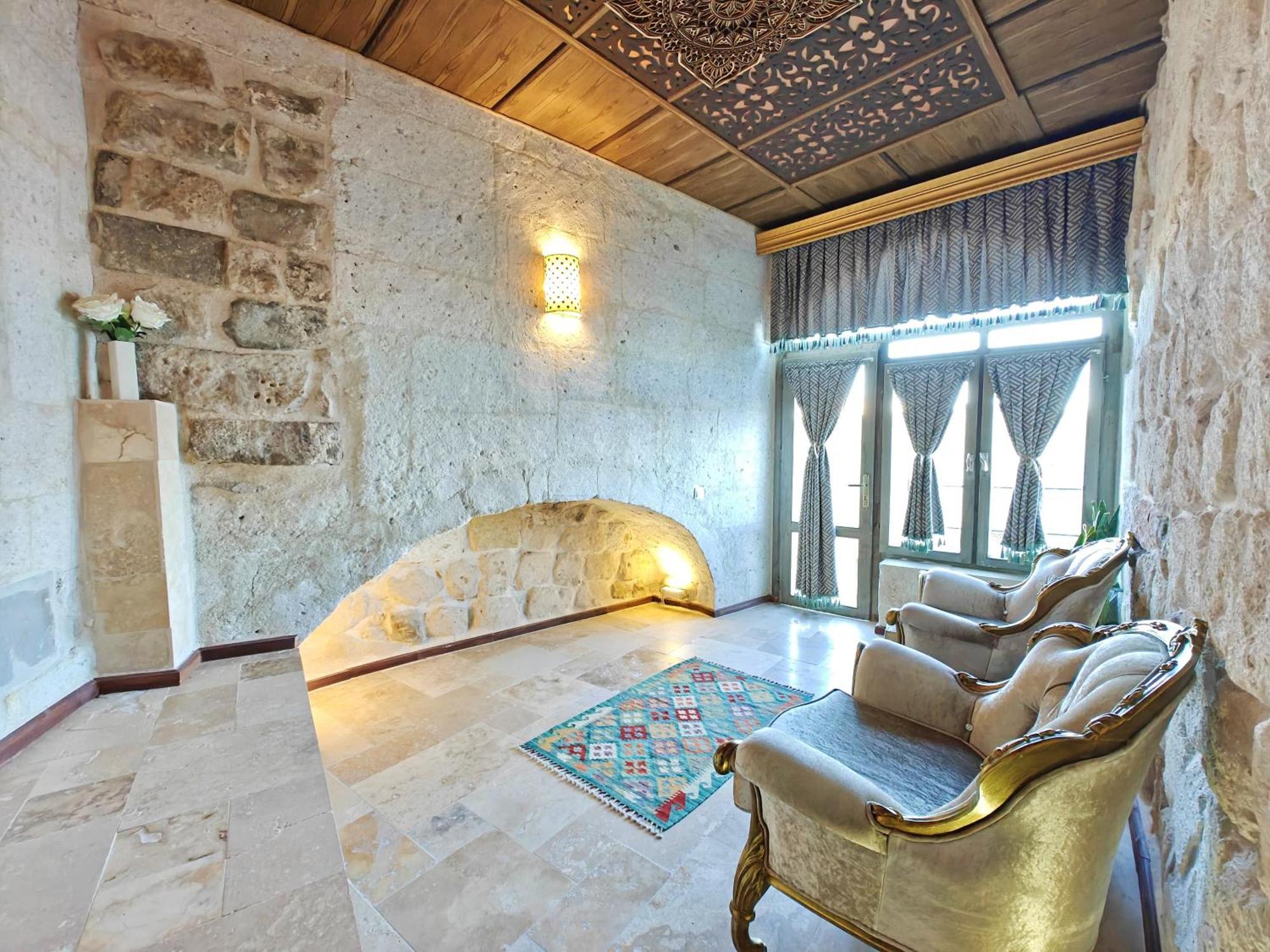 Karlik Cave Suite Cappadocia Учисар Экстерьер фото